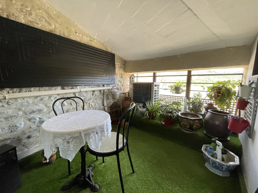 Terraza - Stone House with Terrace in Ille-sur-Têt