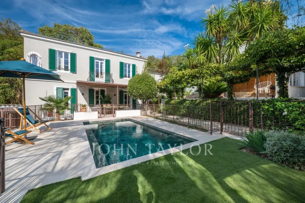 Bassein - Charm House with Pool in Cannes