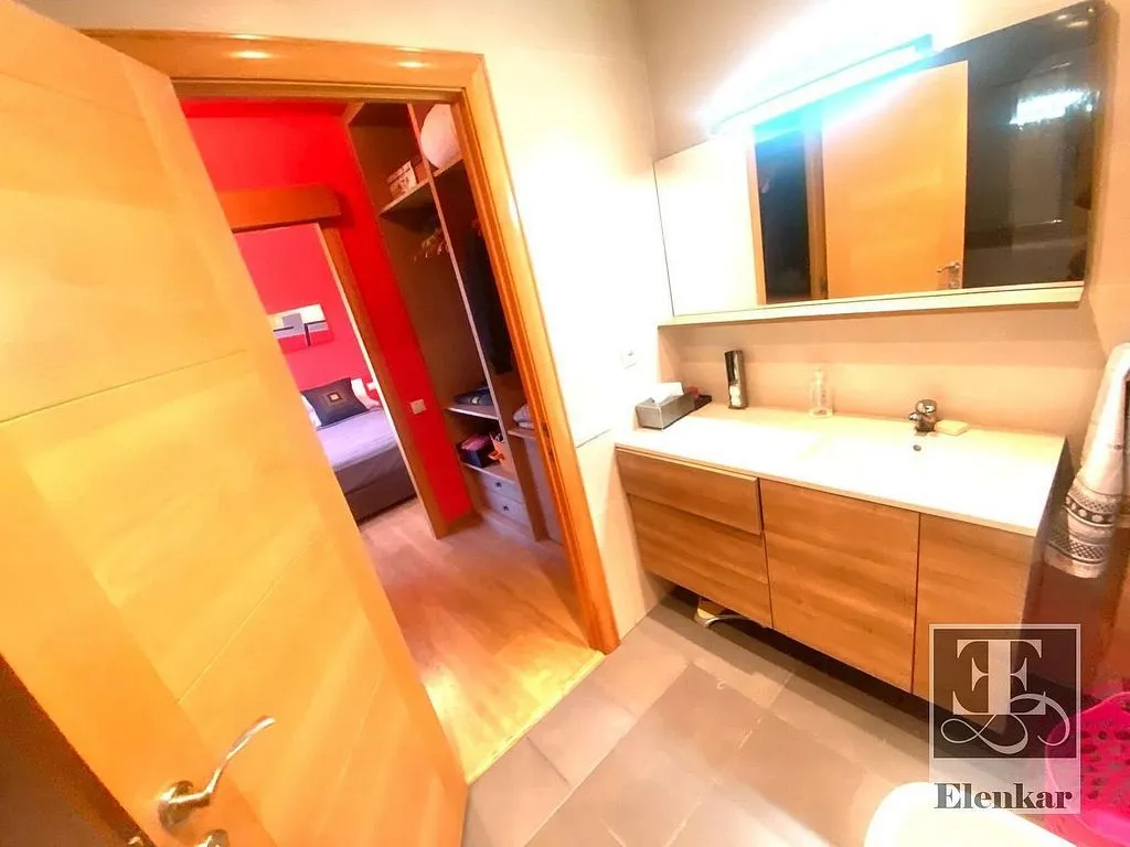 Salles de bain - Independent House with Pool in Valldemar