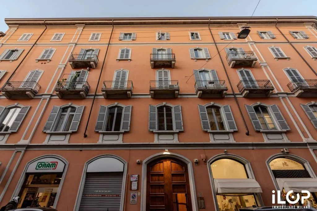 Välivaade - Luxury Flat with Double Exposure in Milan