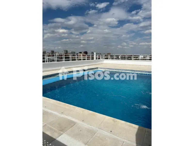 Piscina - Reformed Flat with Rooftop Pool in Chamartín