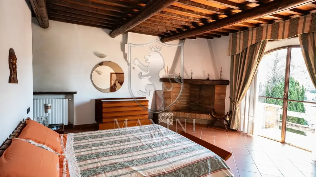 Chambres - Historic Castle with Garden in Sinalunga