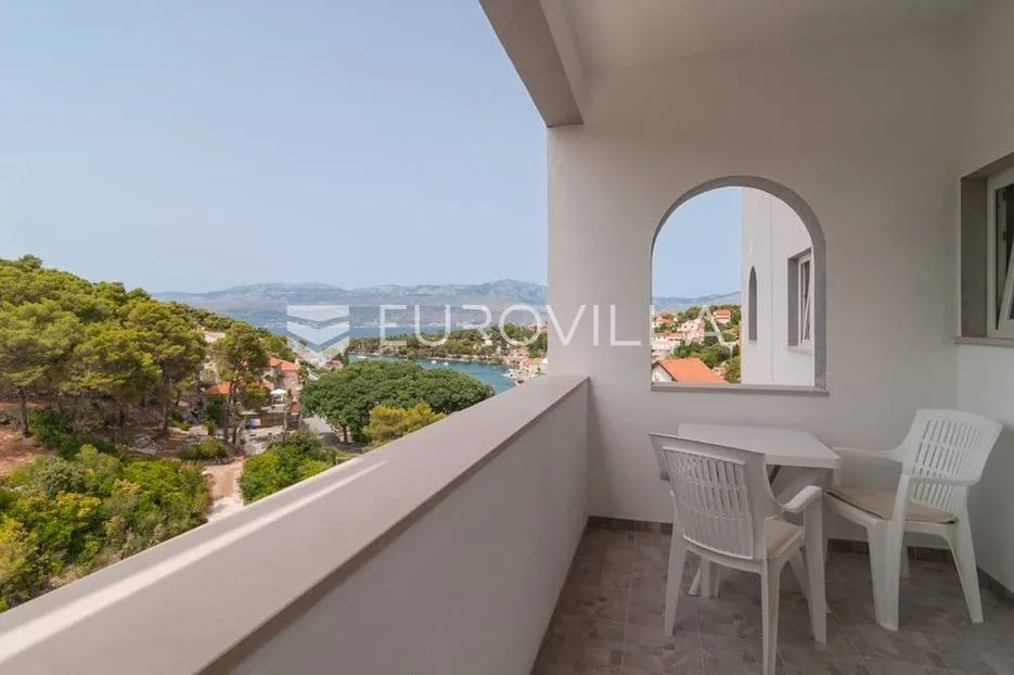 Rõdu - House with Sea View in Brac, Splitska