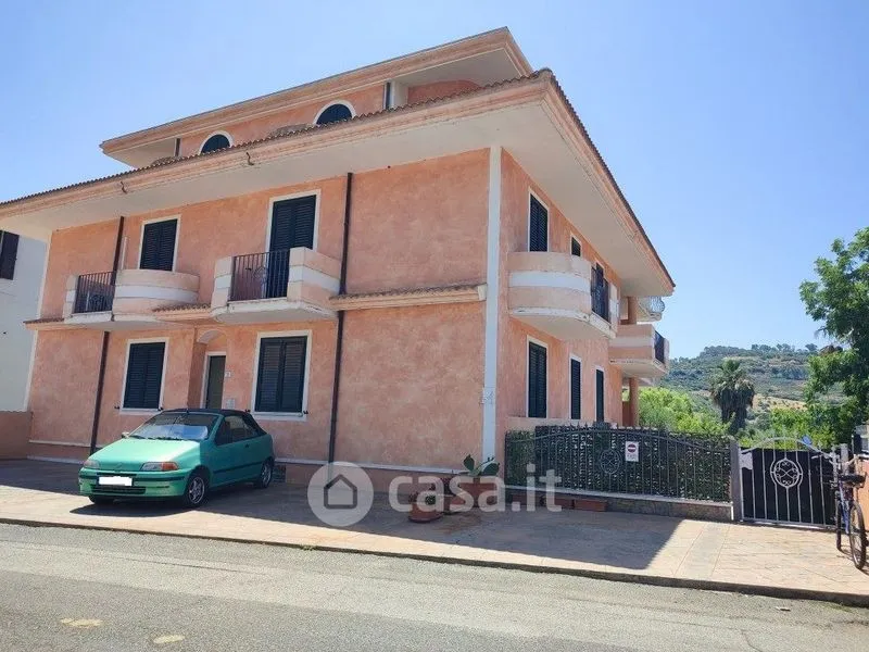Välivaade - Ground Floor Apartment with Private Courtyard in Bosa
