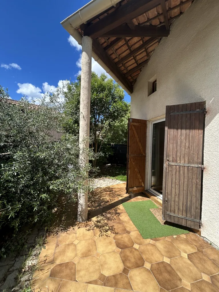Terrasse - Appartement F2 avec Jardin à Prades-le-Lez