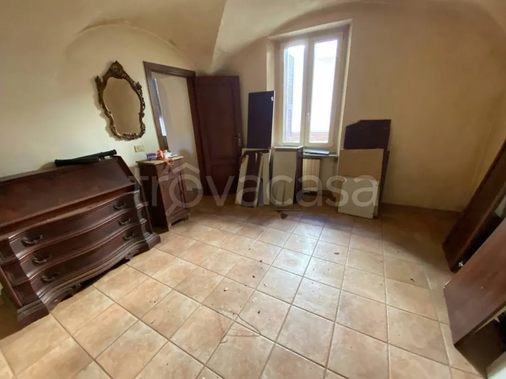 Toad - Multi-Unit Building with Garden in Niella Tanaro