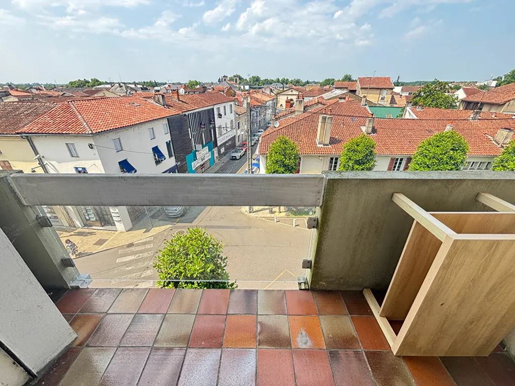 Rõdu - Studio with Balcony in Mont de Marsan Centre