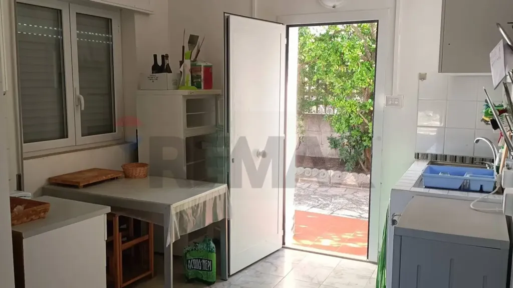 Cuisine - Single-Level Villa with Sea View in Ardea