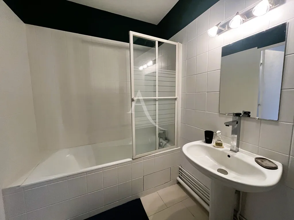 Bagni - Meubled Flat with Balcony in Reims