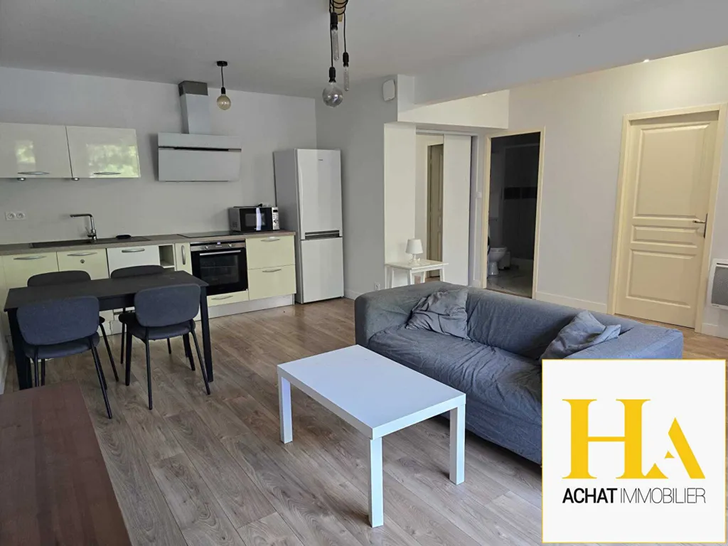 Elutuba - T2 Apartment with Parking in Blagnac Centre