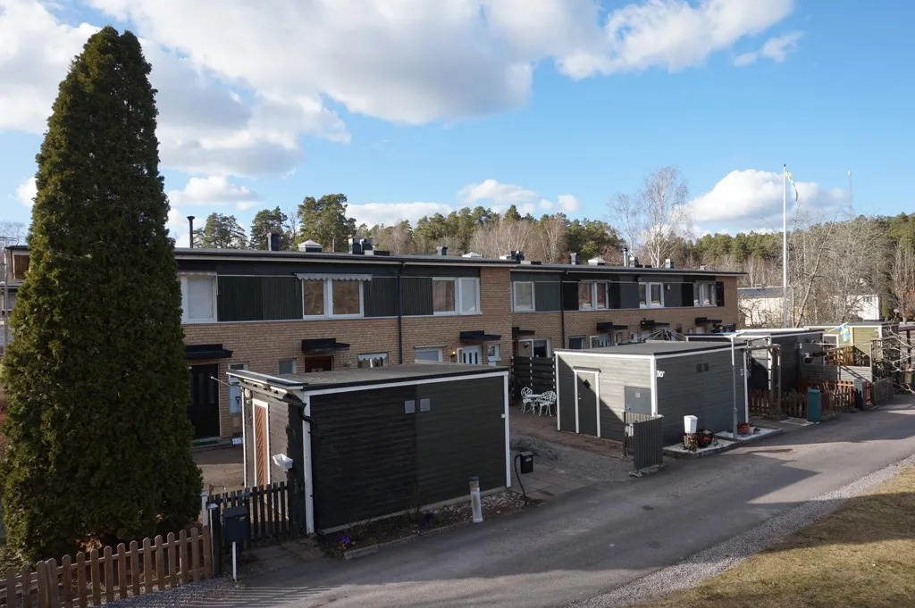 Välivaade - Renovated Flat with Fireplace in Central Location