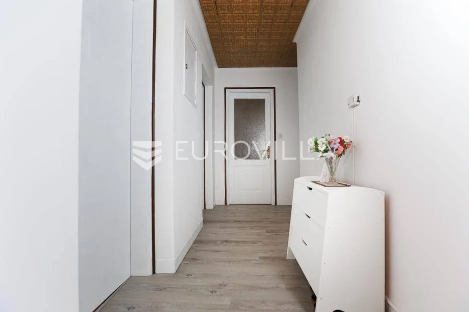 Entrée - Apartment with Sea View in Lovran Centre