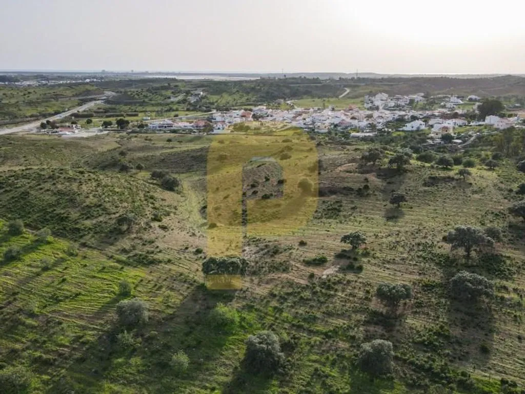Õhuvaade - Rustic Land with Historical Setting in Castro Marim