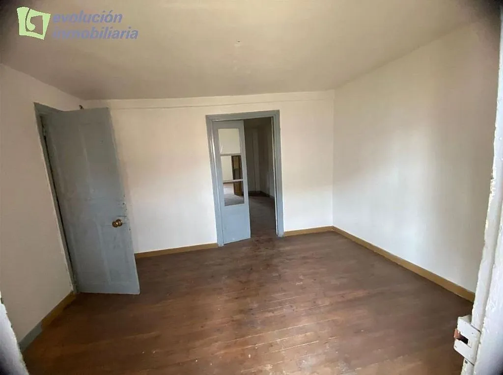 Toad - Central Flat with Balcony in Miranda de Ebro