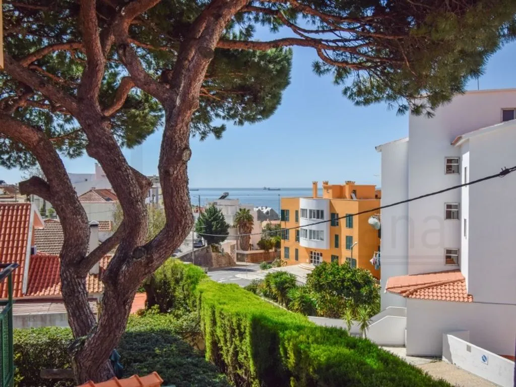 Balcon - Semidetached House with Sea Views in Cascais