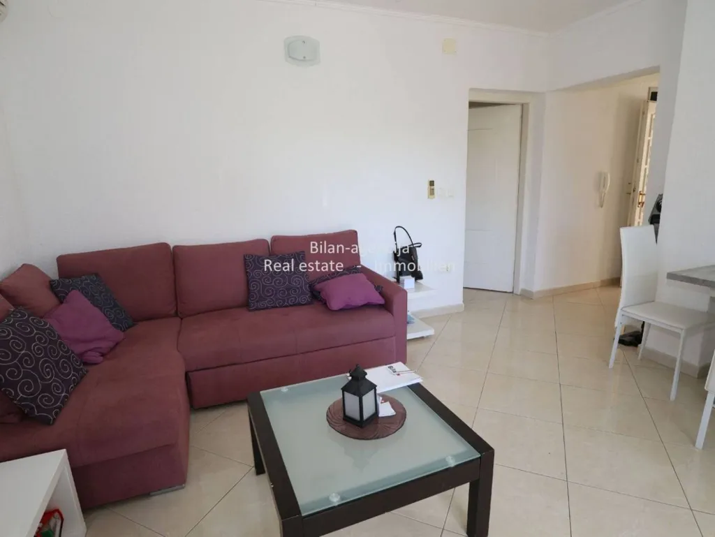 Elutuba - Two-Floor Apartments with Garden in Vodice