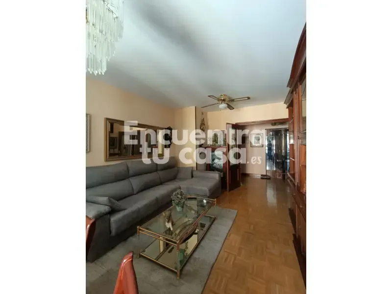 Séjour - Apartment with Balcony in Miranda