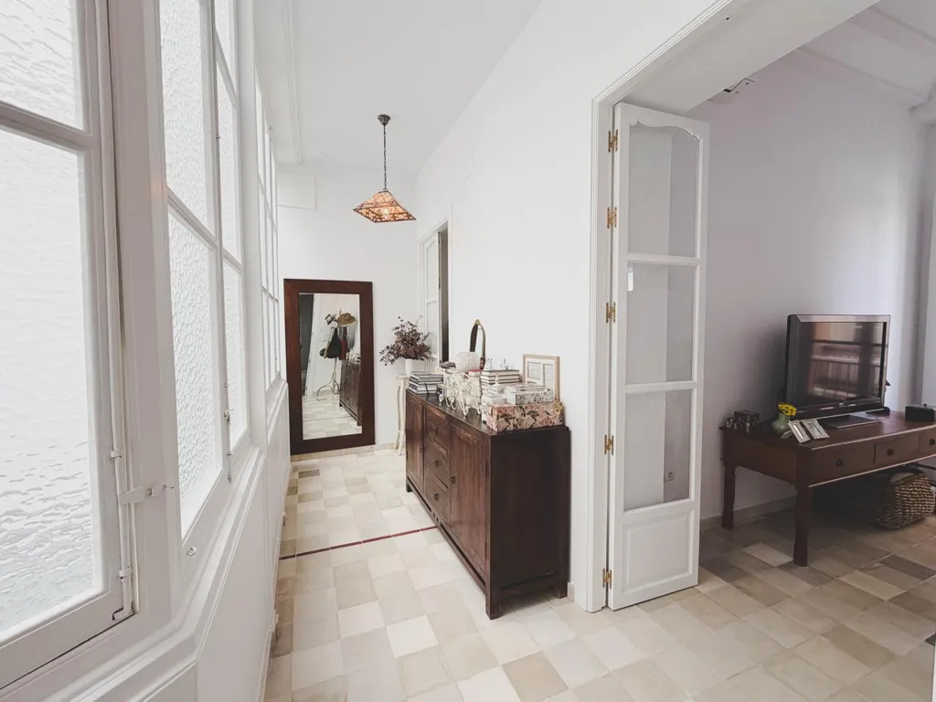 Entrée - Historic Flat with Balcony in Plaza España