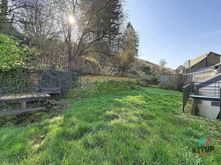 Jardin - Maison au Calme à Chassepierre