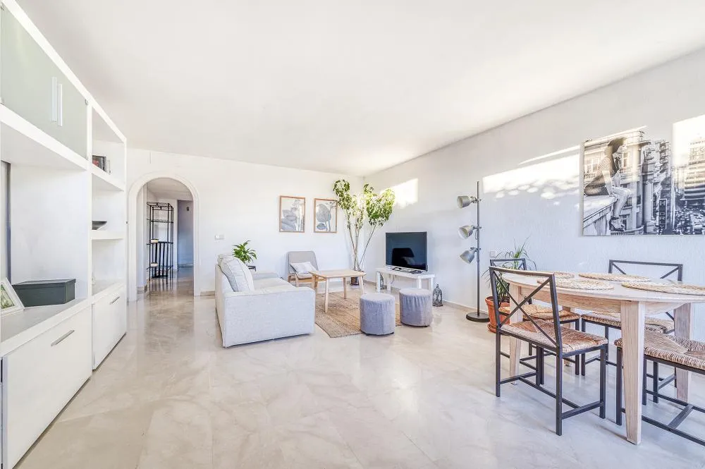 Soggiorno - Duplex with Garden in Marbella's Casco Antiguo