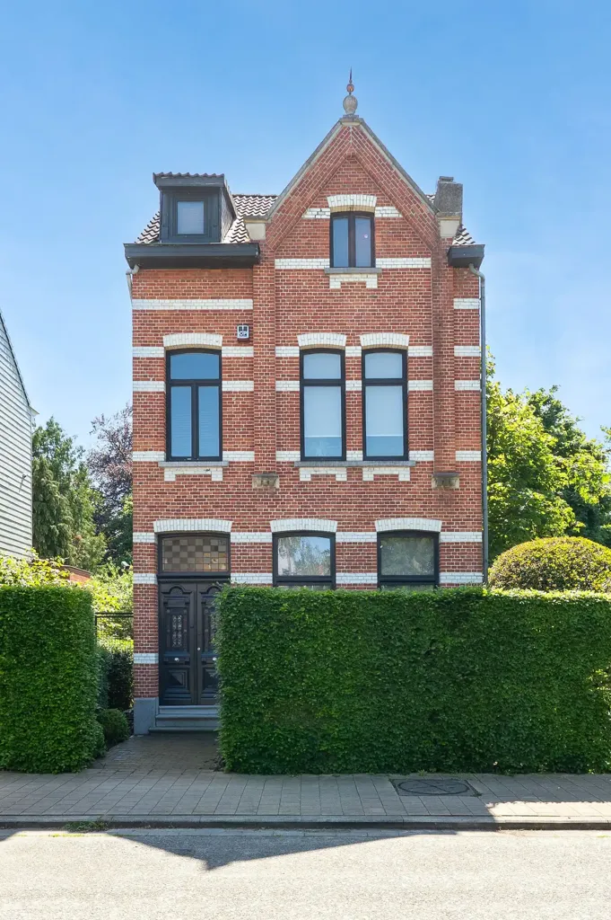 Esterno - House with Swimming Pool in Kapellen