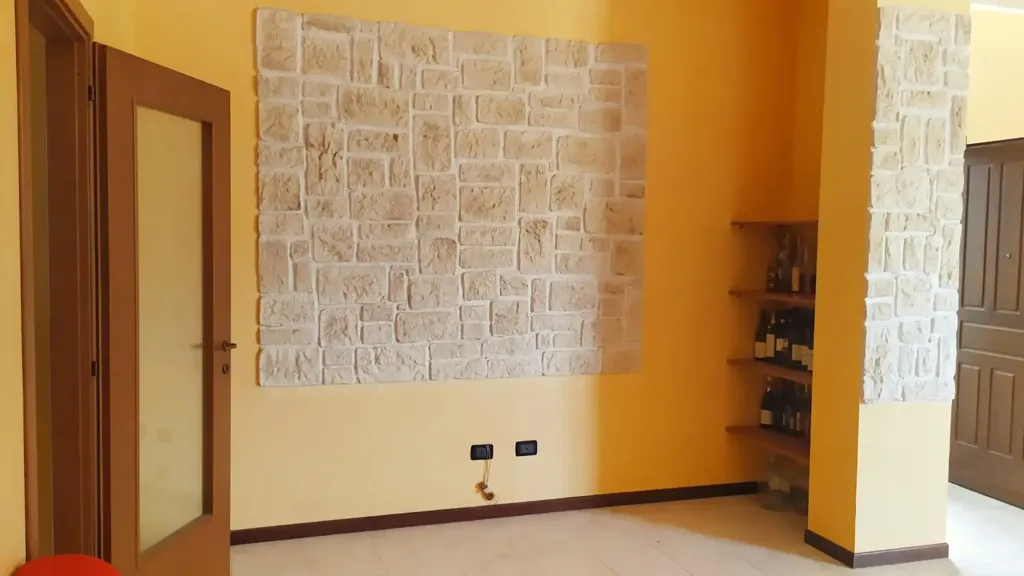 hallway_entrance
