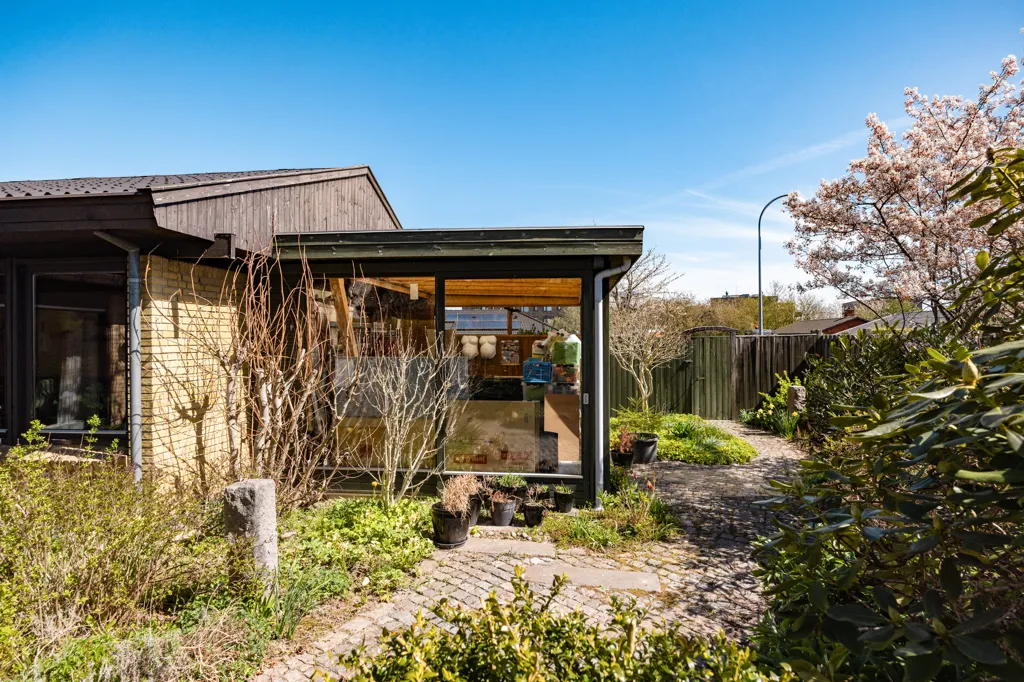 Giardino - Fenced Villa with Garden in Smørumvang