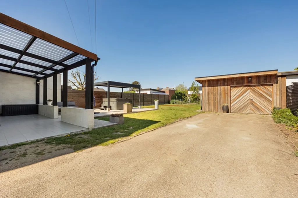 Jardin - Maison Énergétique avec Jardin et Garage à Zevendonk