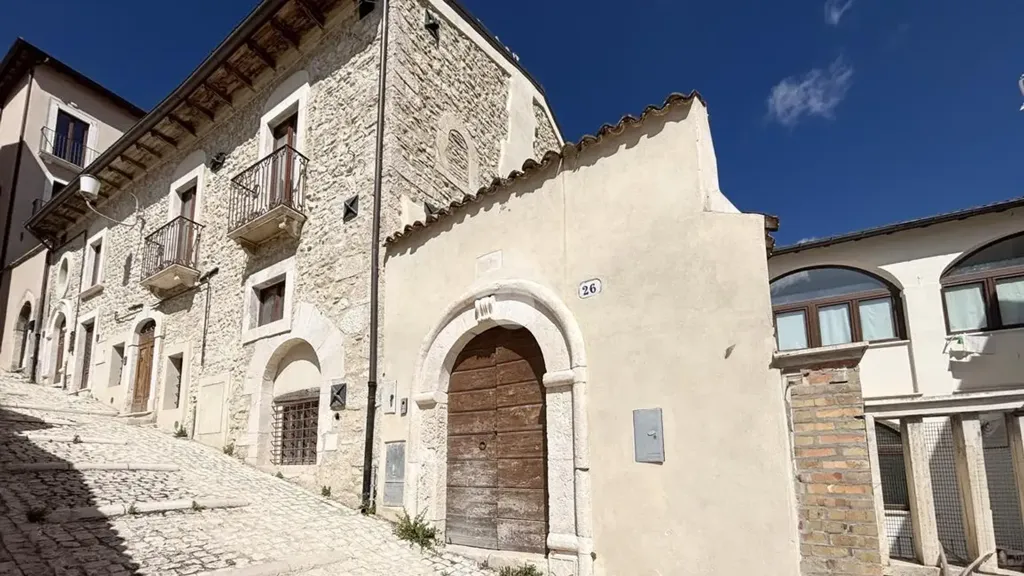 Extérieur - Restored Apartment with Private Courtyard in L'Aquila