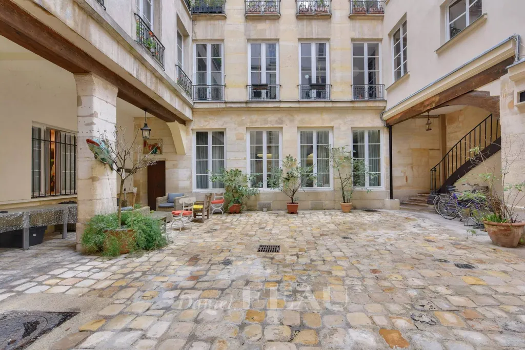 Giardino - Duplex Apartment with Courtyard View in Paris 4th