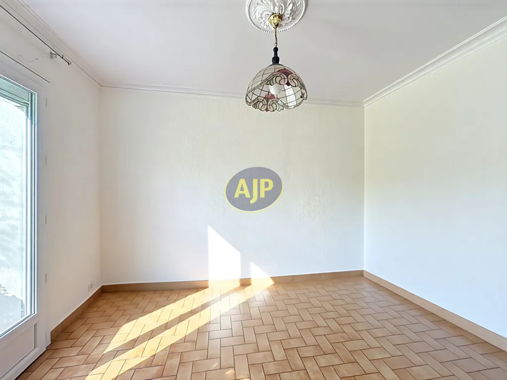 Pièces - Maison dans Impasse Calme avec Jardin à Nantes