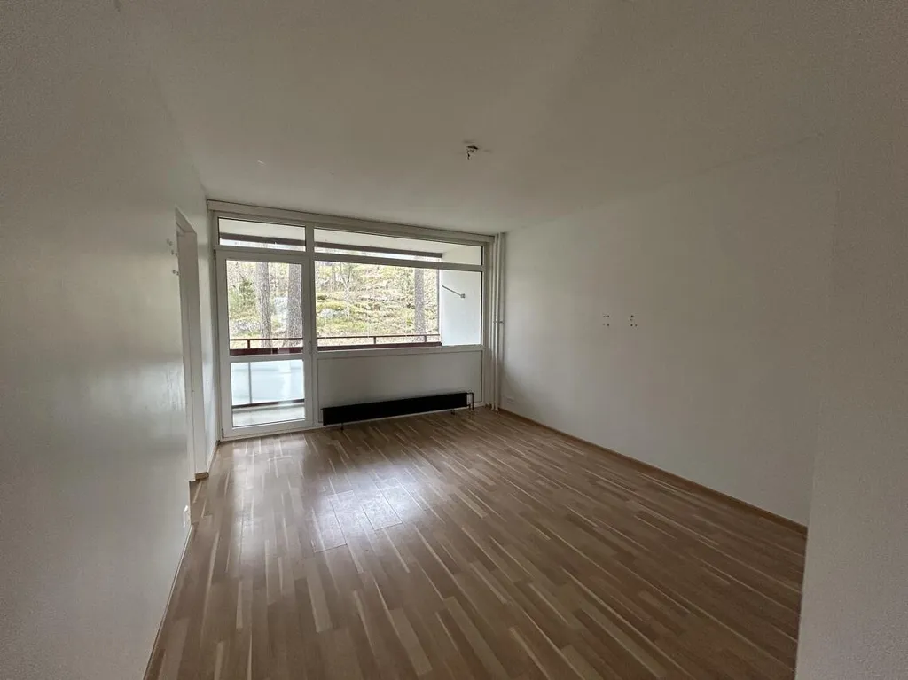 Pièces - 4-Bed Flat with Balcony in Paroalho, Rauma