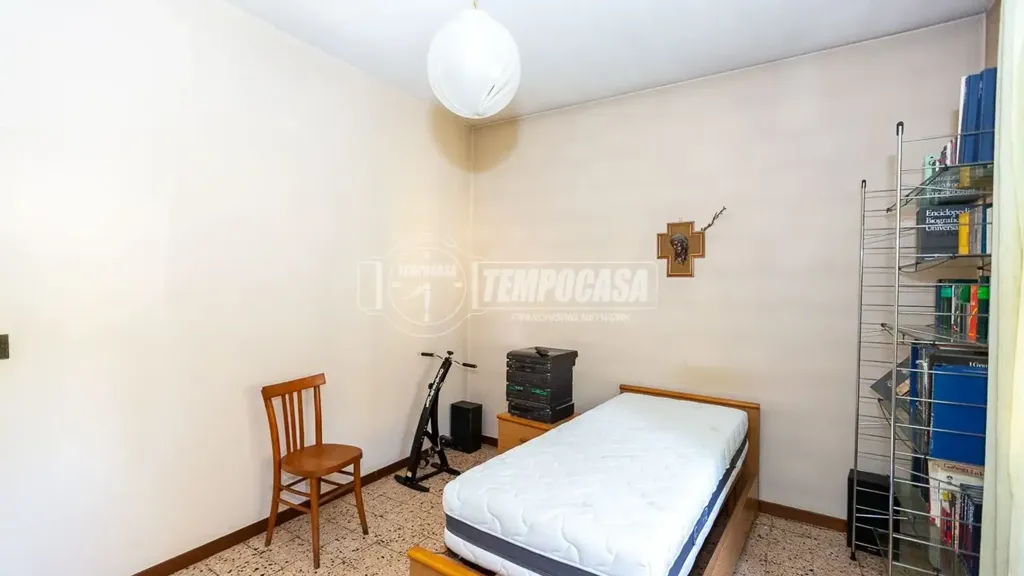 Magamistoad - Spacious Trilocale with Terrace in Brescia