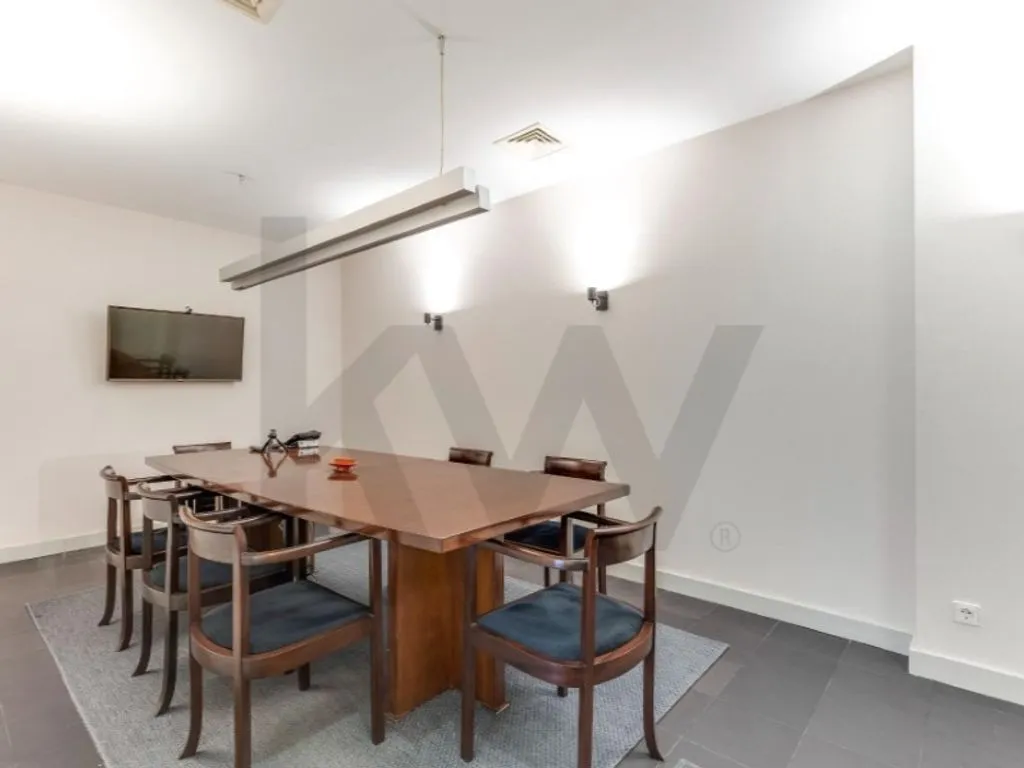 Söögituba - Luxury Office Space in Porto's City Centre