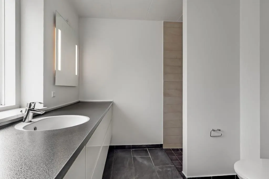 Salles de bain - Appartement 4 pièces à Odense