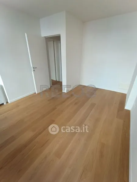Pièces - Newly Rented Apartment with Terrace in Padua