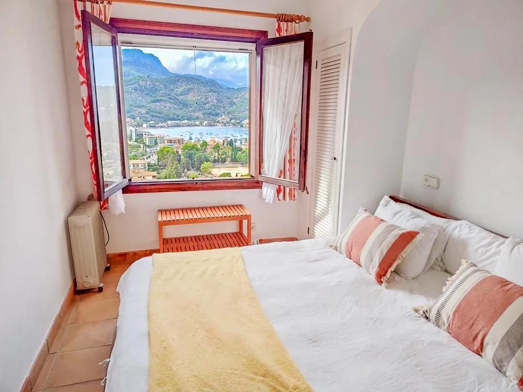Chambres - Apartment with Sea View in Port de Sóller