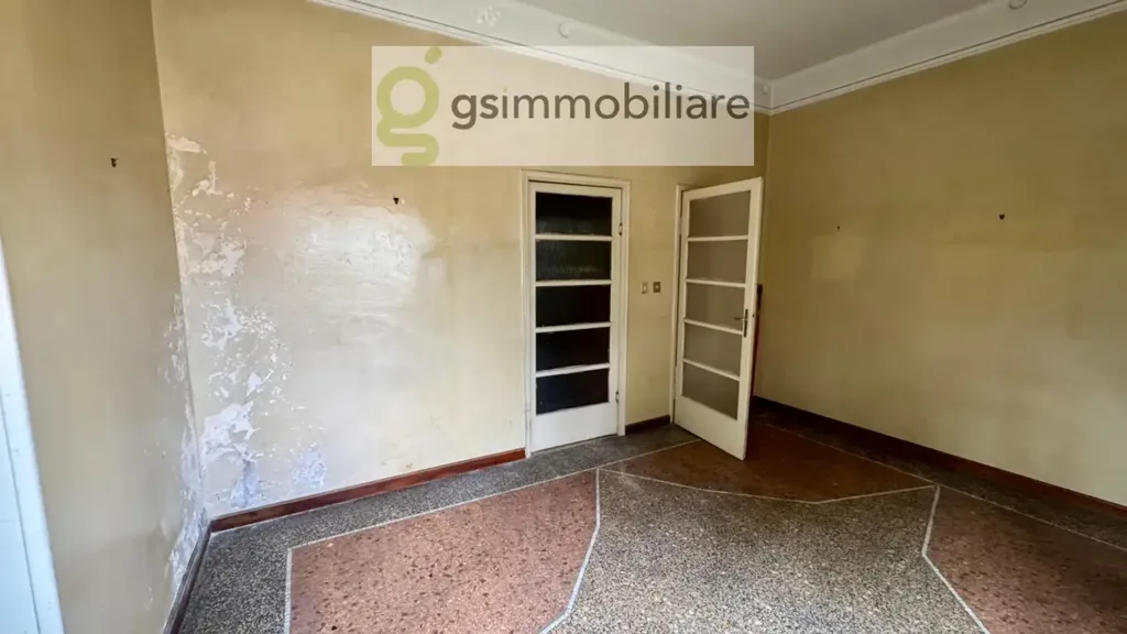 Spacious Apartment with Garden View in Brescia