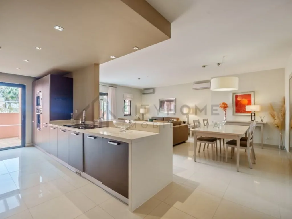 Cuisine - Luxury Penthouse Duplex at Amendoeira Golf Resort