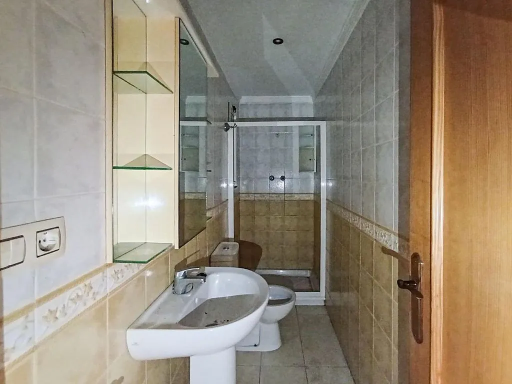 Vannitoad - Ground Floor Flat for Renovation in Almoines
