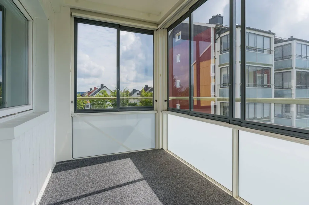 Balcon - Apartment with Balcony in Byttorp
