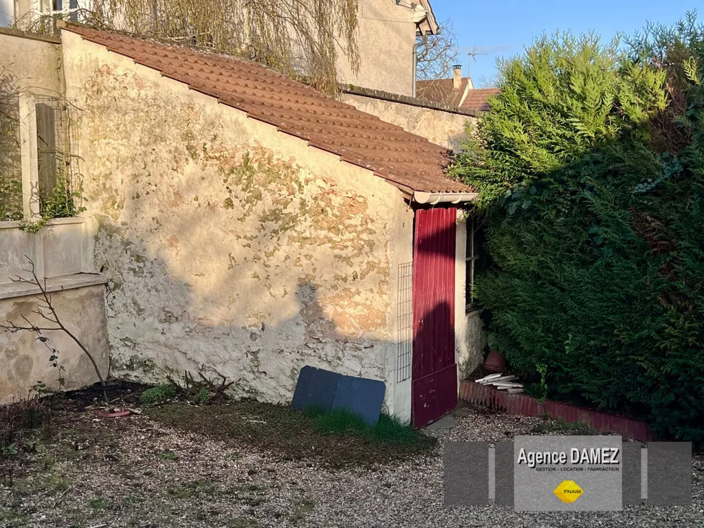 Jardin - Maison Ancienne avec Jardin à Dourdan Centre