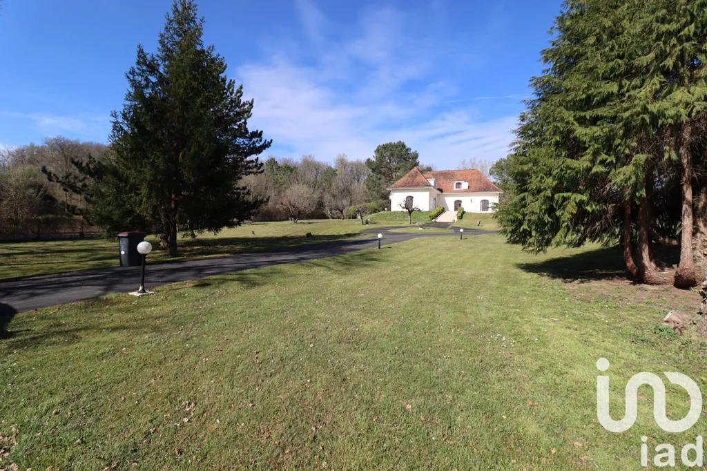 Aed - Luxury Villa with Pool in Pompignac