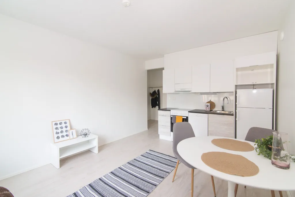 Söögituba - Fully Renovated Flat with Balcony in Oulu
