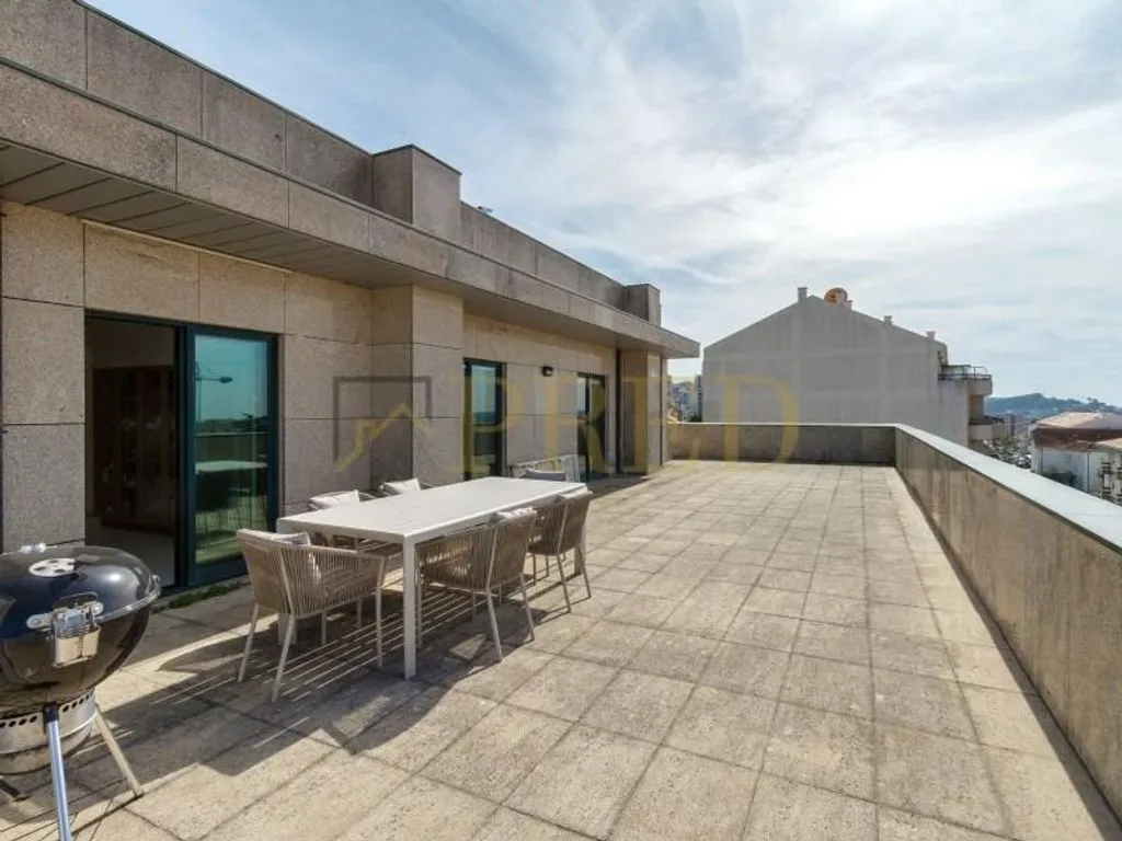 Terrass - Luxury Penthouse with Sea View in Vila Nova de Gaia