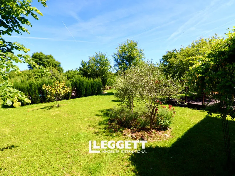 Giardino - Two Stone Houses with Pool in Montbron