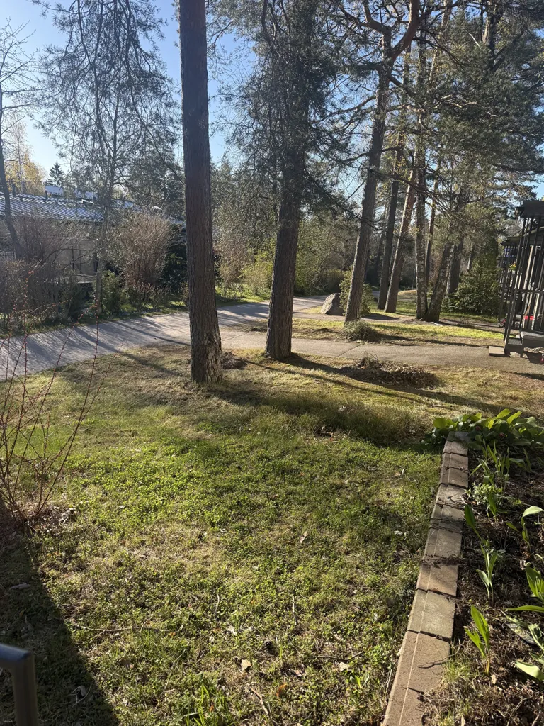 Giardino - Spacious Terraced House with Garden in Karakallio, Espoo