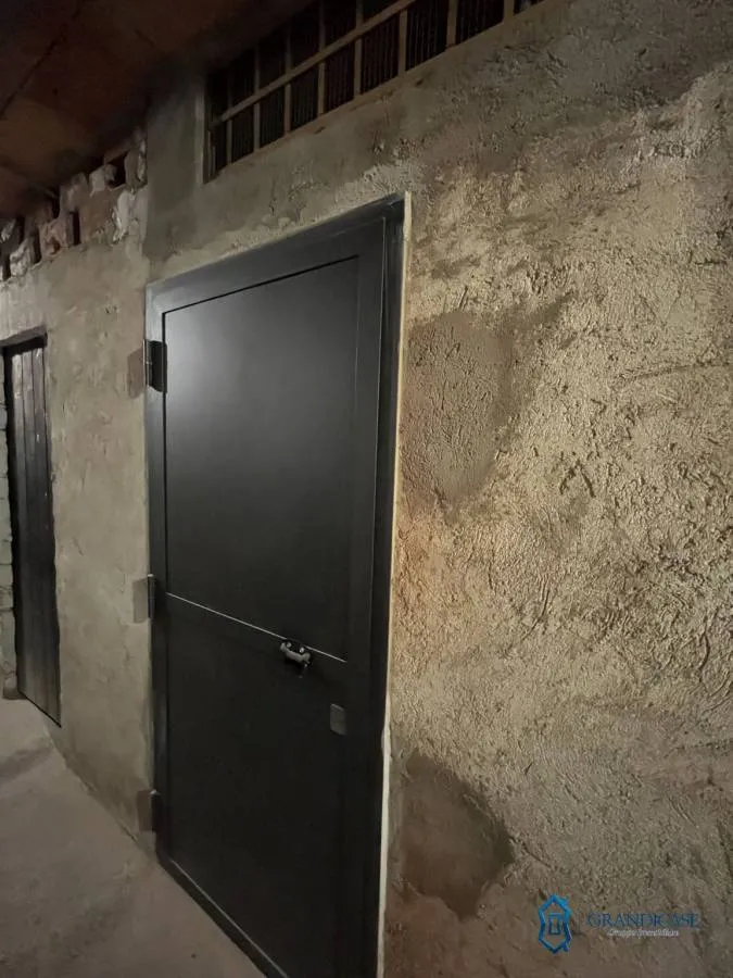 hallway_entrance