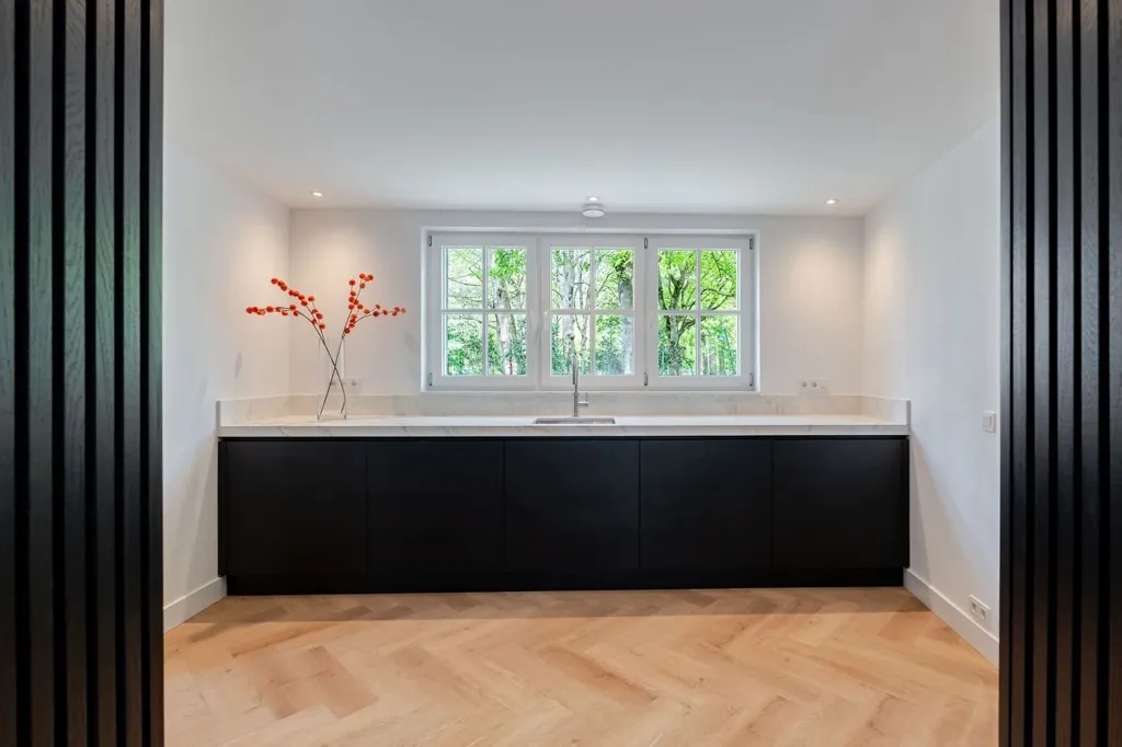 Köök - Renovated Villa with Private Terrace in Breda