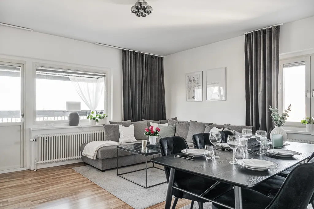 Salle à manger - Apartment with West-Facing Balcony in Karlstad
